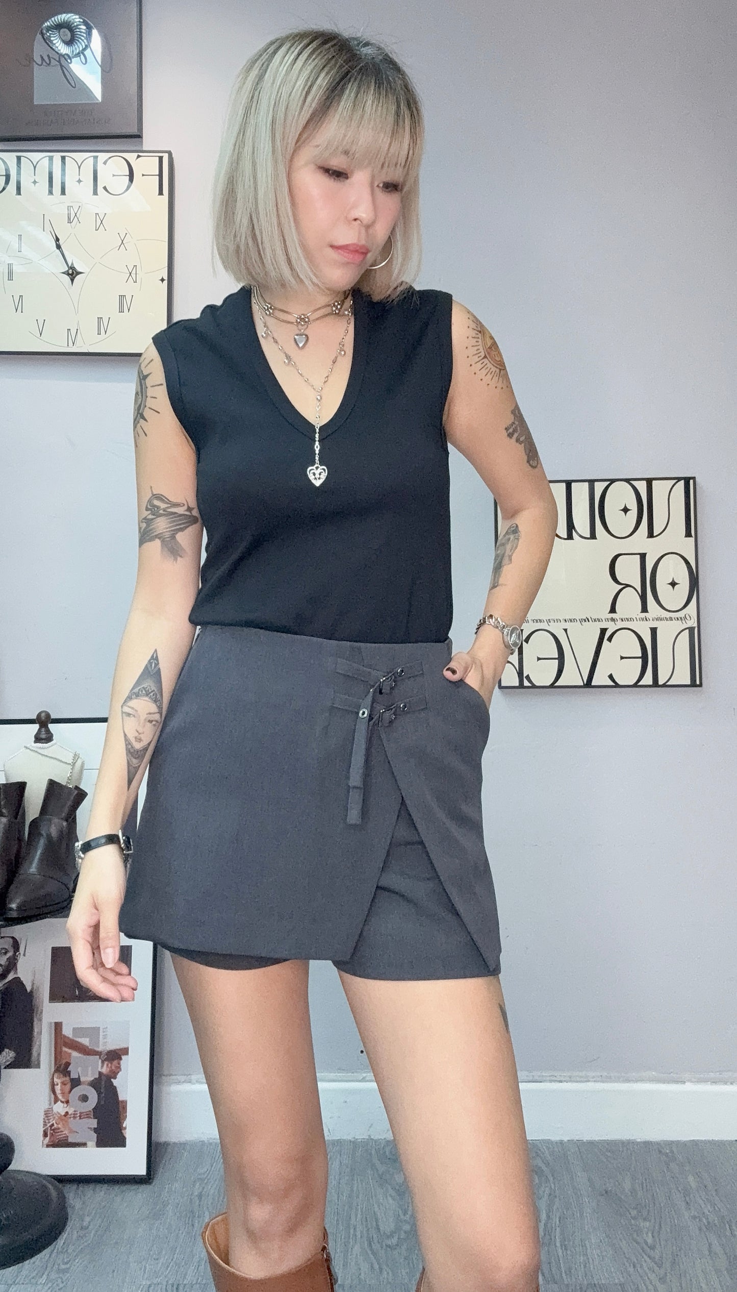 Front two buckle skort #00313