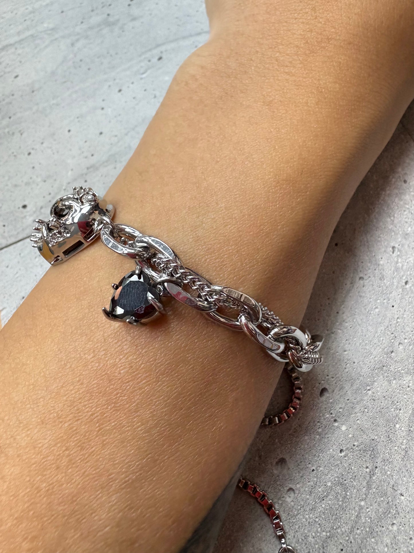 Black heart crystal bracelet