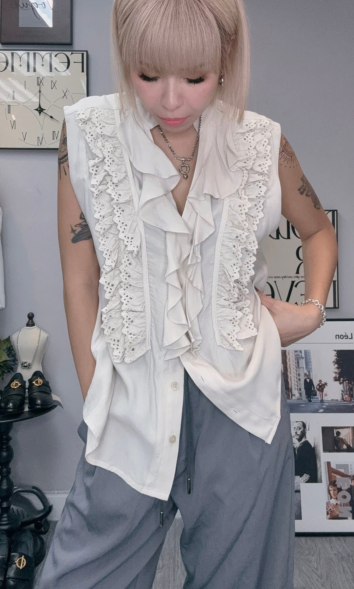 (-30% Off)Ruffle Front Vest Blouse