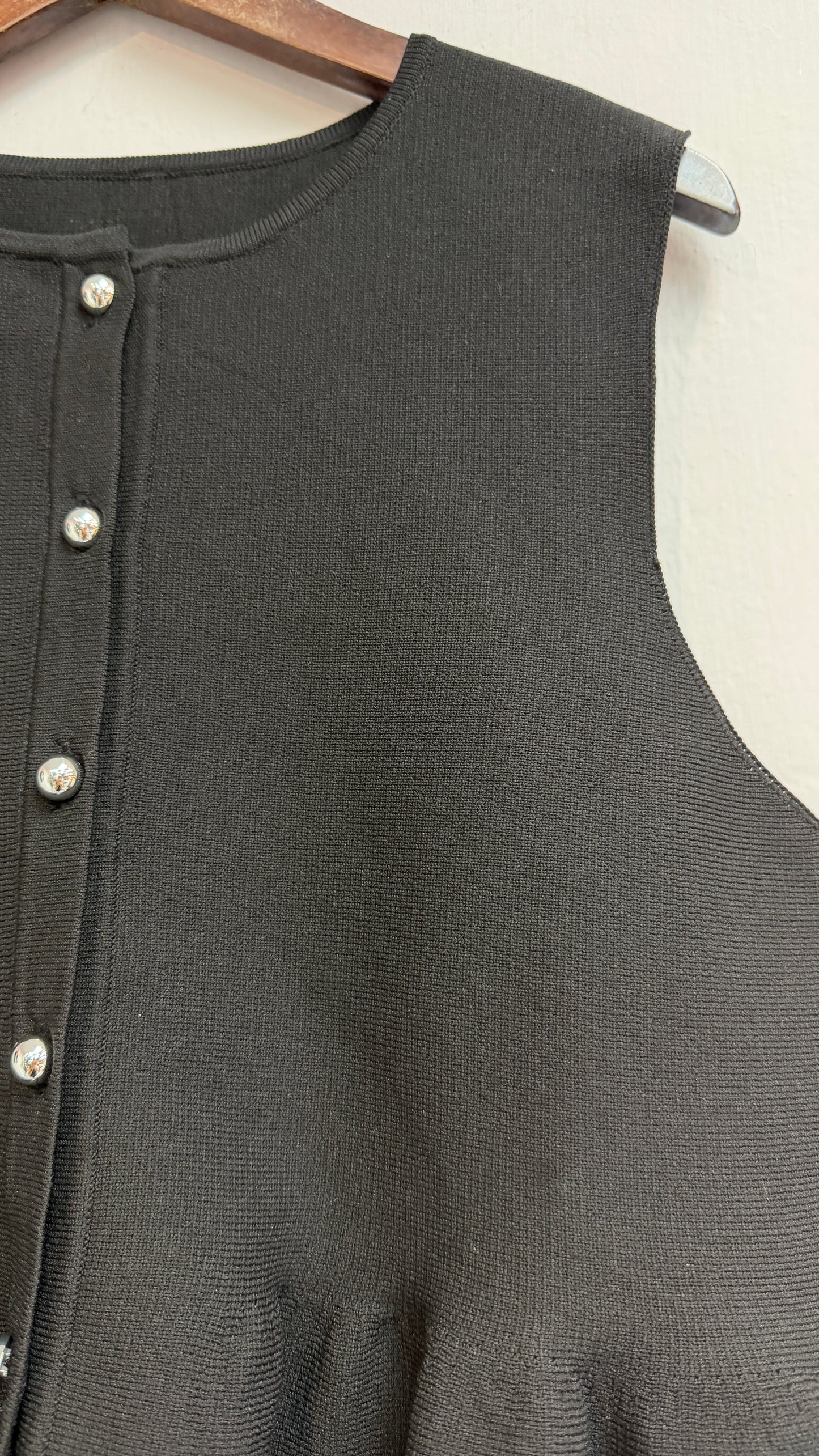 (-30%)Silver buttons plain knitted