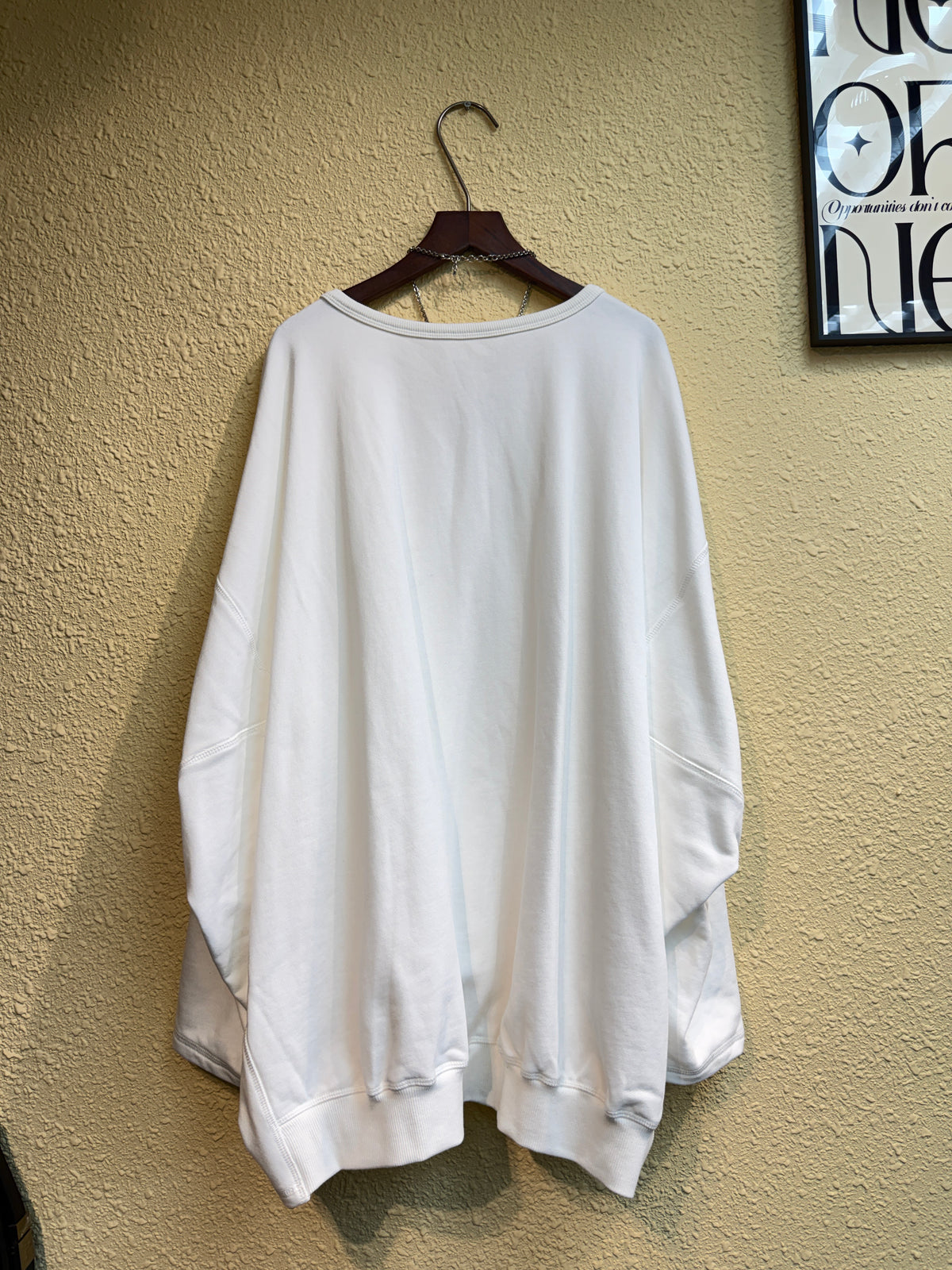 Batwing sweater #00872
