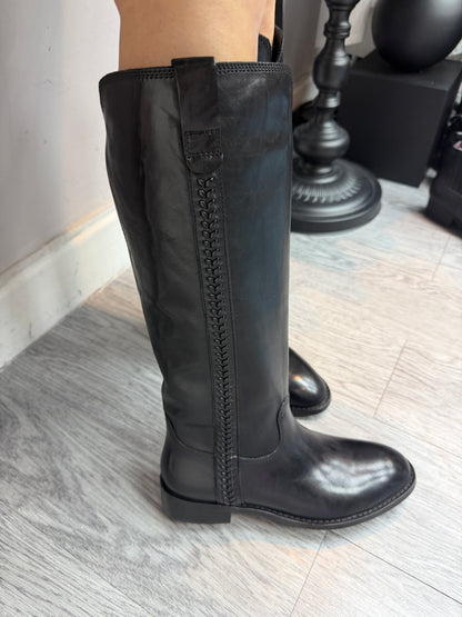 Side v shape Italy Lambskin boot