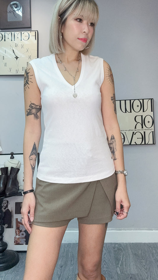 ‘P’ tag v neck vest tee #00330