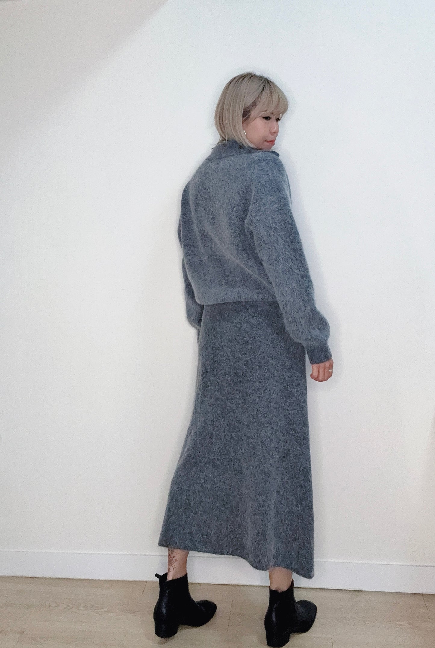 Banding softly knitted skirt #00151