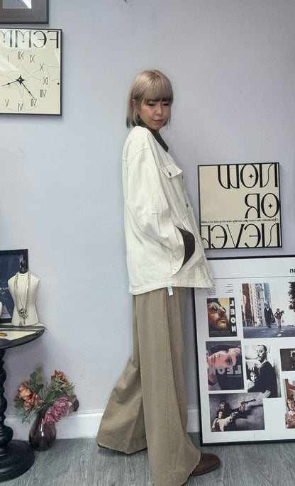 Embroidery hem zip jacket