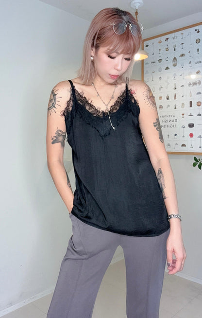 Lace trim cami #00672
