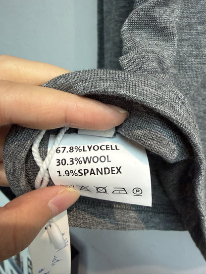 Back neck button inner #00098