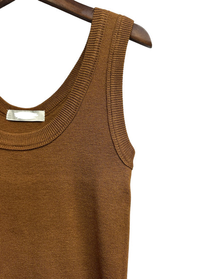Plain knitted tank top