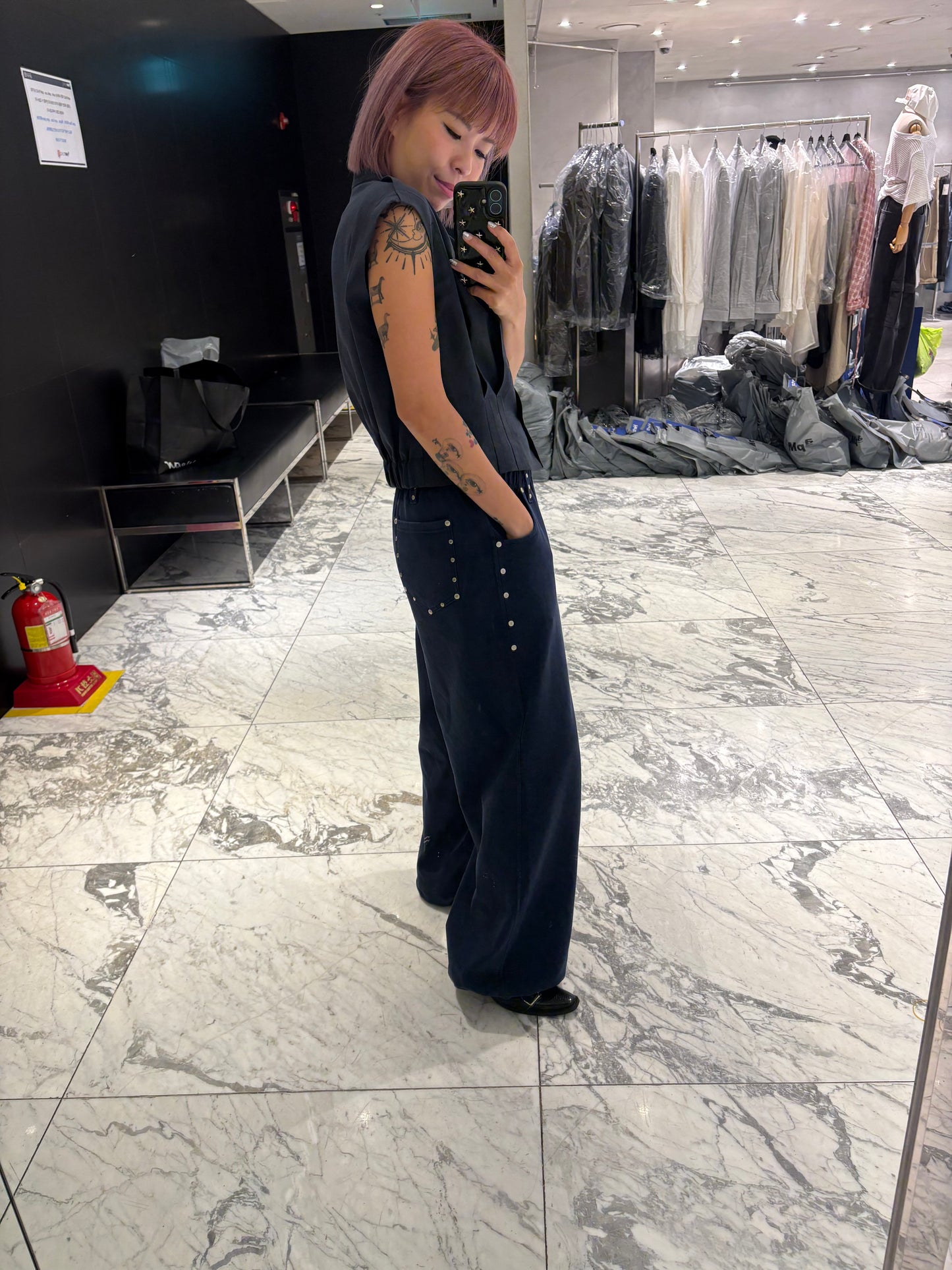 V neck front pleated sleeveless top #00812