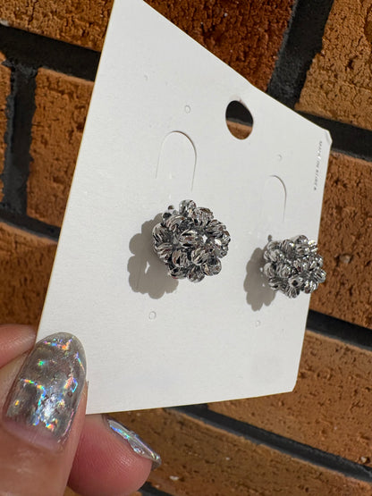 *Special* 3D ball shaped earrings(fix price)