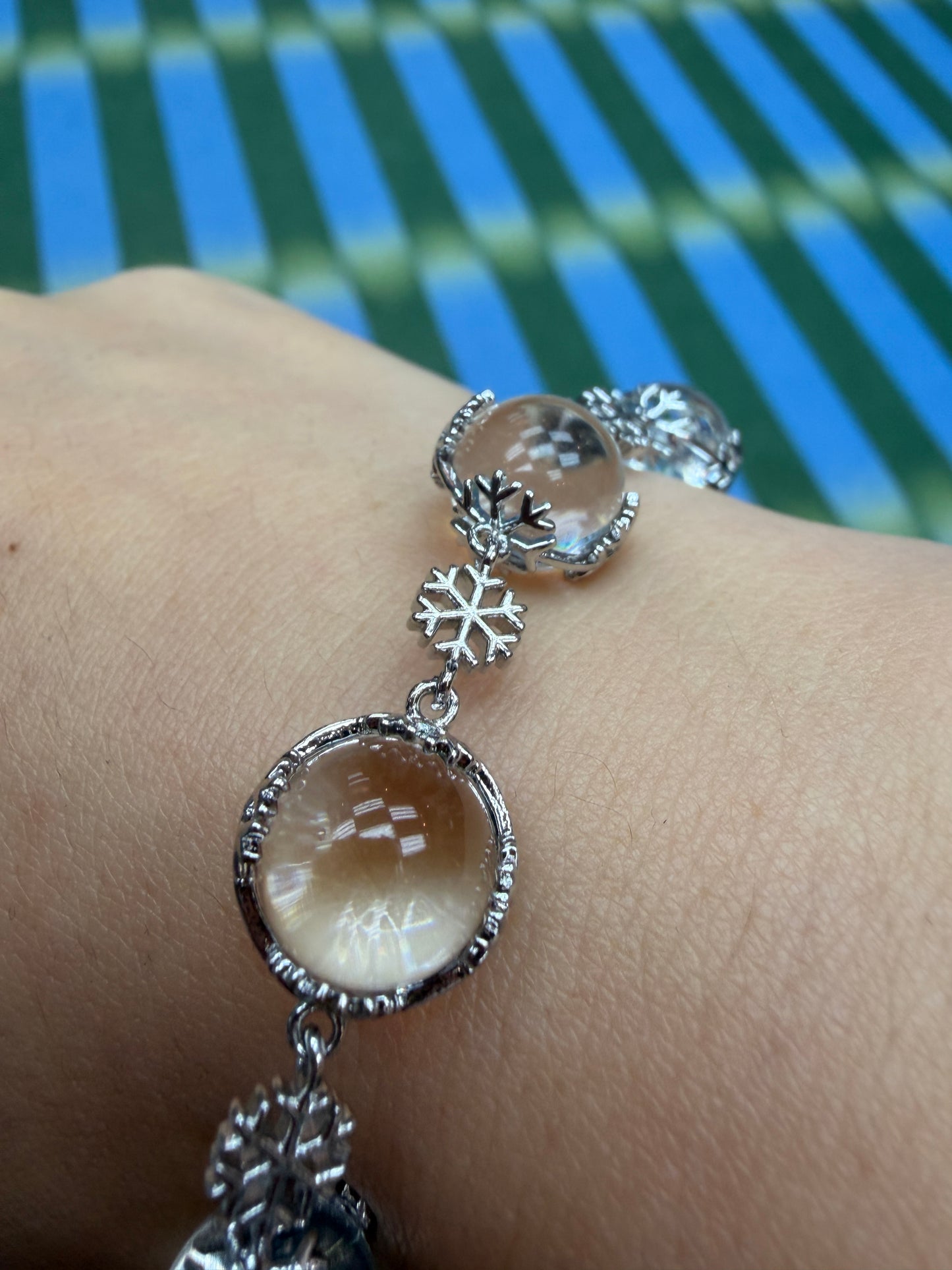 Transparent craft beads X snowflake bracelet