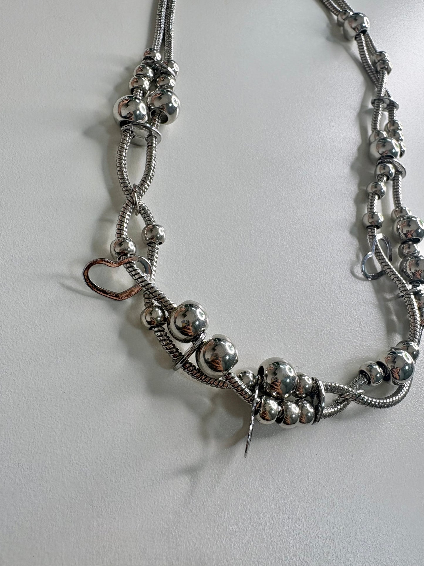 Global heart necklace ￼￼￼