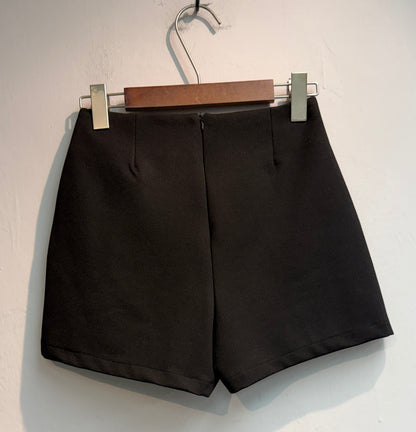 Plain short #00755