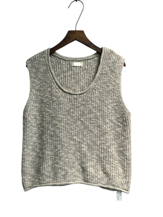 Round neck knit vest