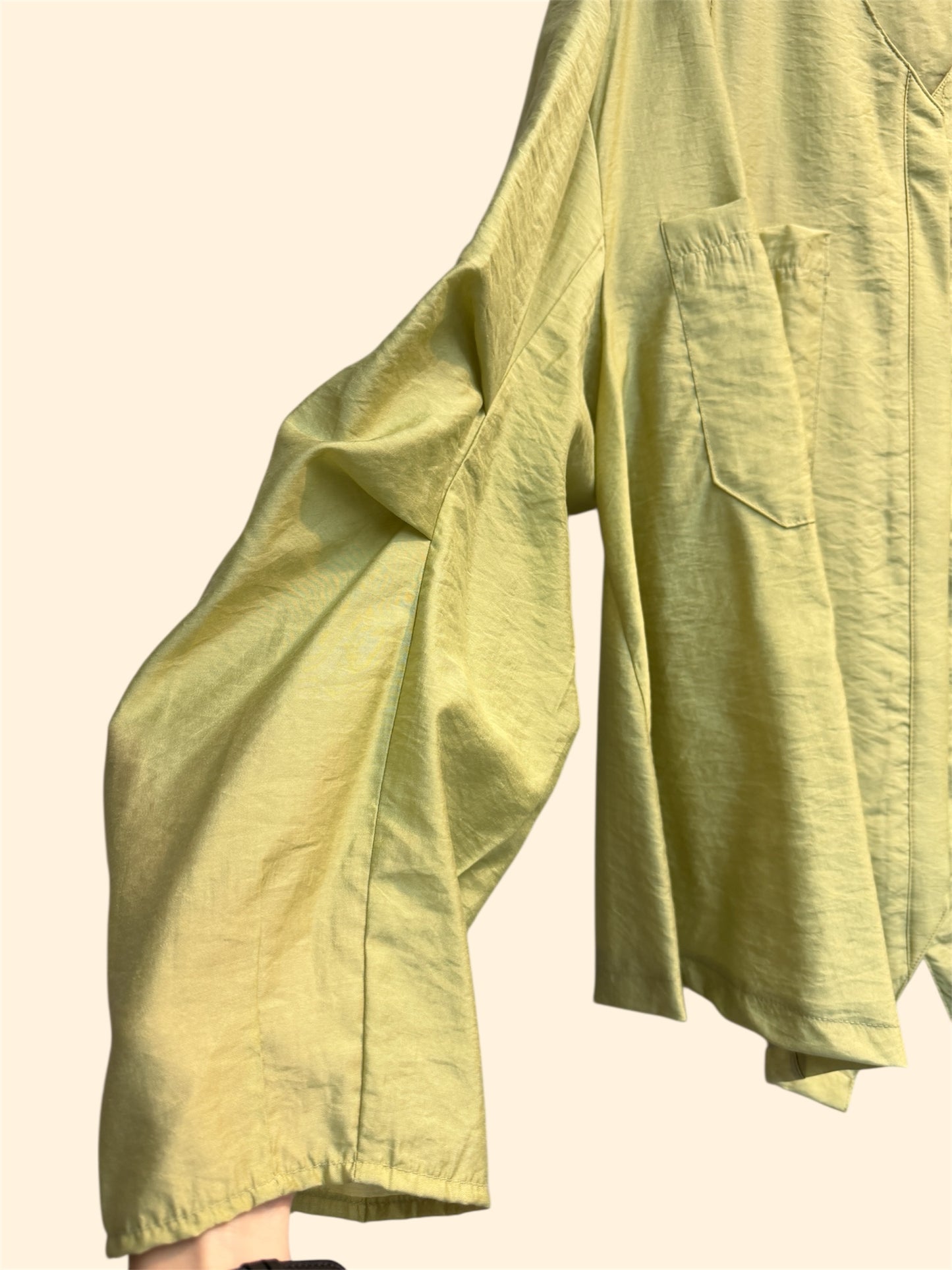 Front pockets v neck slippery fabric shirt #00404