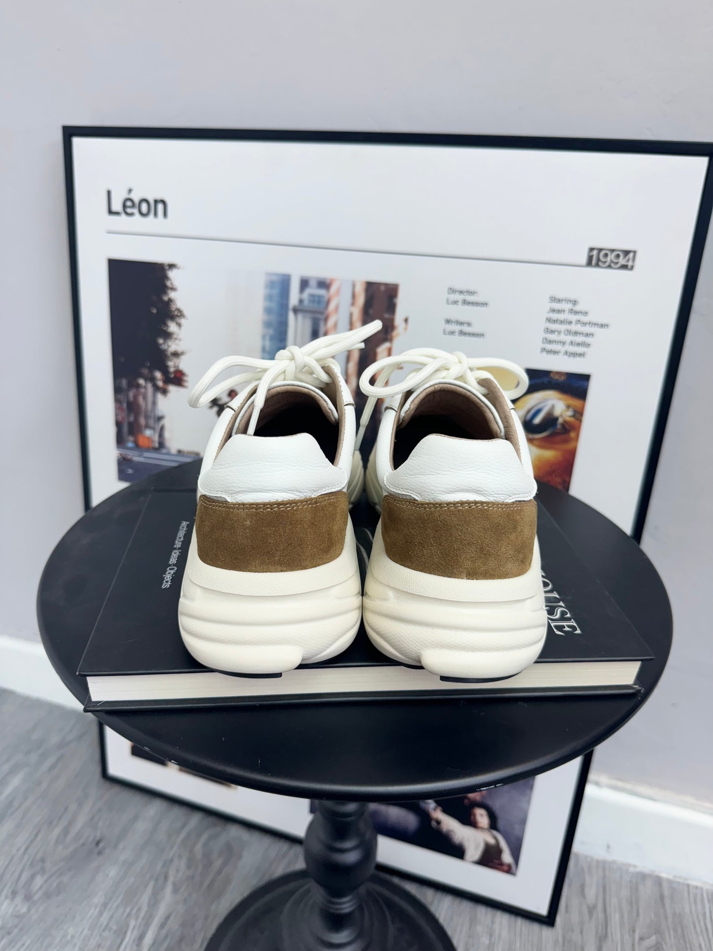 Calfskin leather sneakers