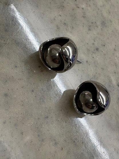 Polished dome orb stub earrings #ass009